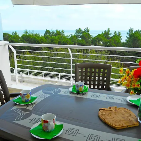 Locazione Turistica Cerrano Park.5 * Пинето